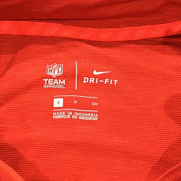 Nike chiefs, dry fit, half zip up. - Picture 9 of 15